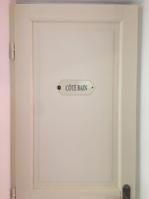 Maisonnette En Clairiere De Foret Gambais ภายนอก รูปภาพ